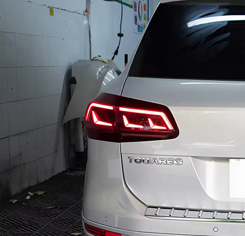 LED Taillights For VW Touareg 11-18